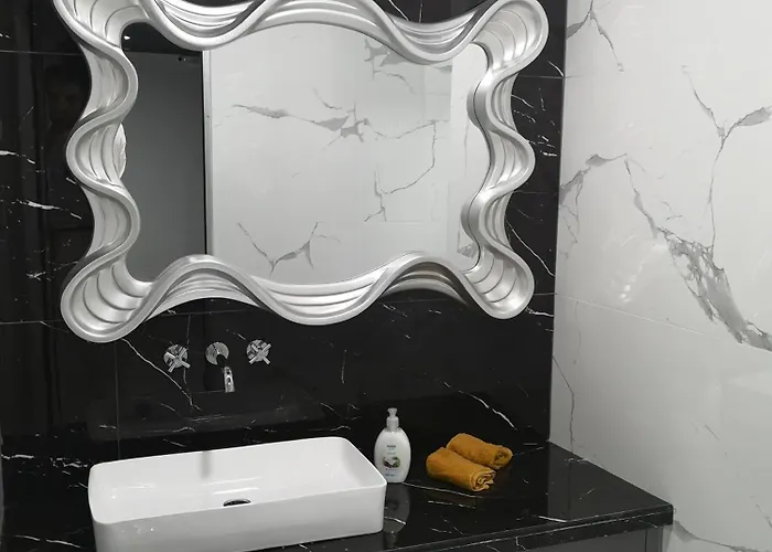 فندق Thalia Deco & 3*