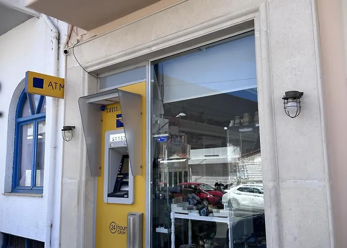 فندق Thalia Deco & 3*