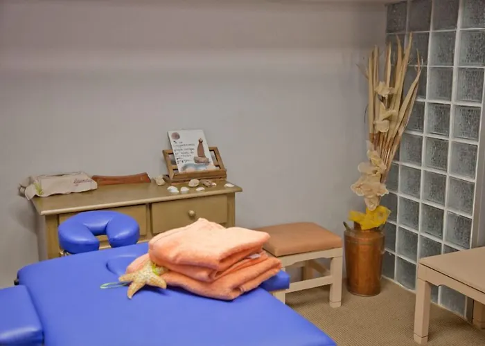 فندق Thalia Deco &