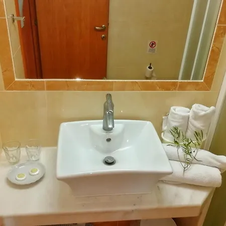 Hotel Thalia Deco & 3*