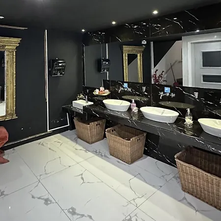 Thalia Deco & Hotel Limenas Chersonisou