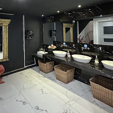 Hotell Thalia Deco & 3*