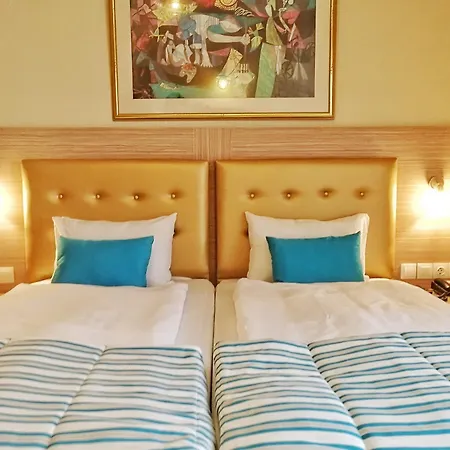 Thalia Deco & Hotell 3*