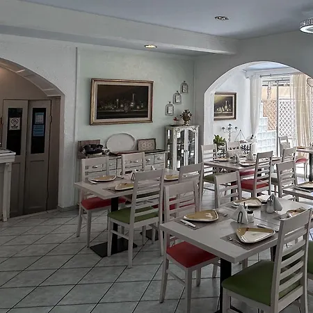 Thalia Deco City&beach Hotel 3*