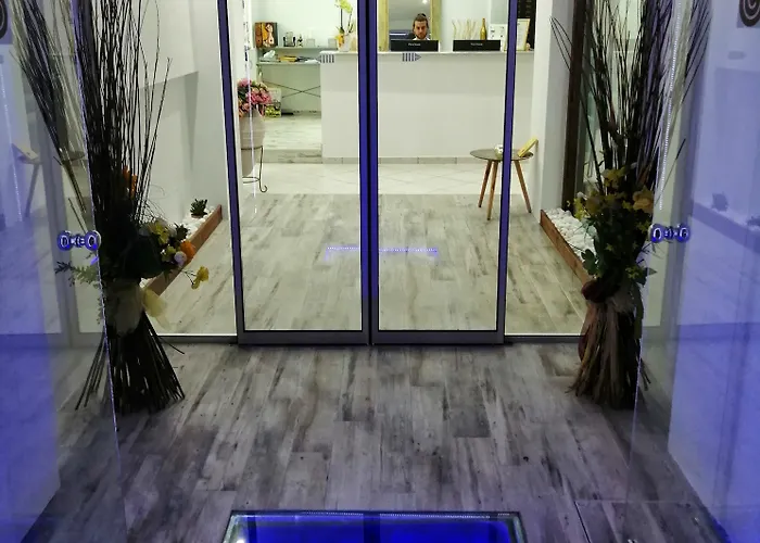 Thalia Deco & 酒店